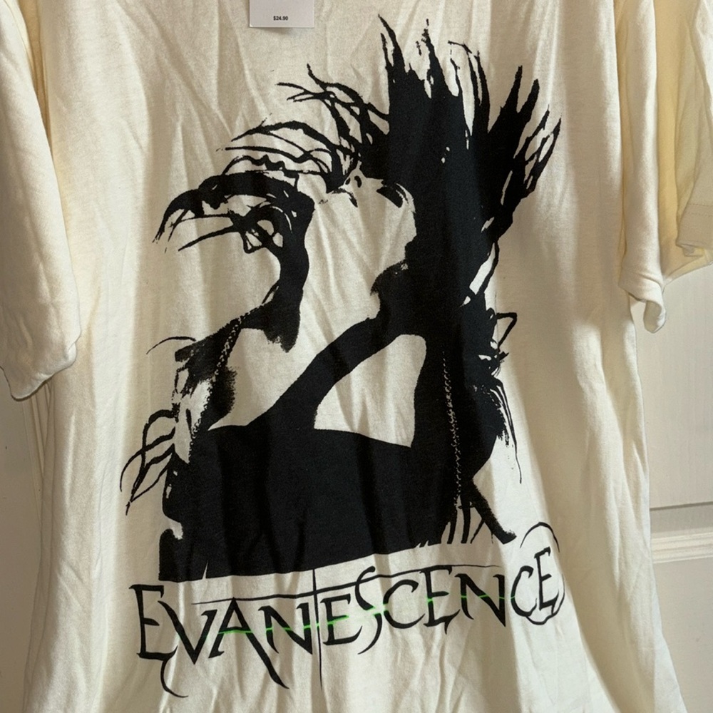 NWT cream color with black Evanescence tshirt size XL